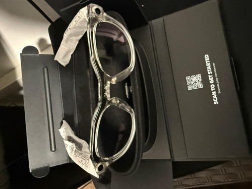 عینک هوشمند اوکلی متا HSTN | Oakley Meta HSTN Clear to Grey Transitions®